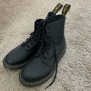 Dr.Martens boots